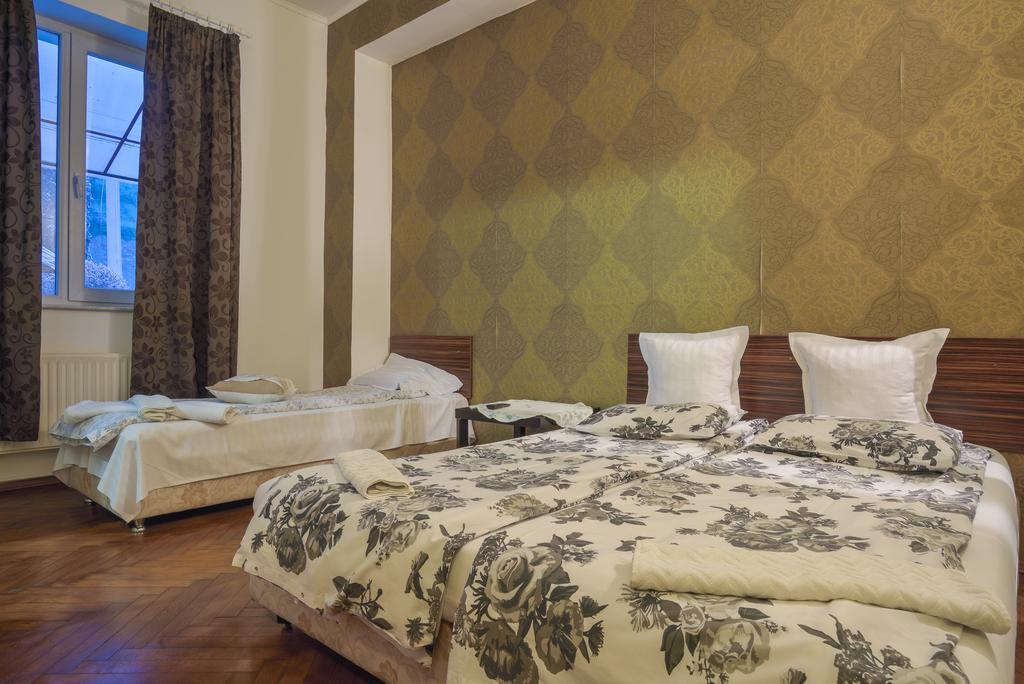 Pension Verona Centru クルージュ＝ナポカ エクステリア 写真