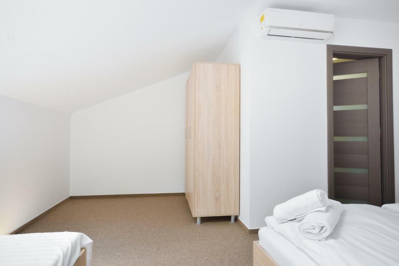 Pension Verona Centru クルージュ＝ナポカ エクステリア 写真