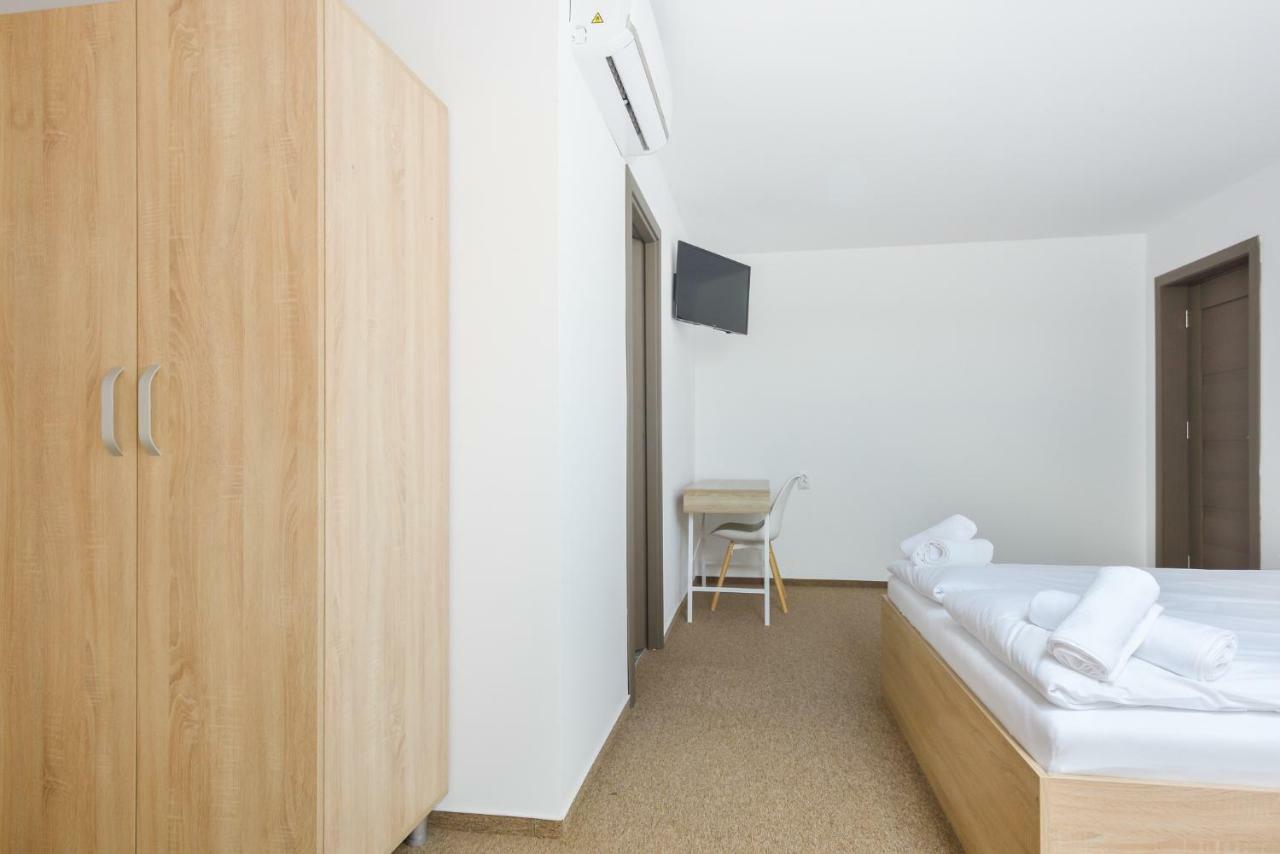 Pension Verona Centru クルージュ＝ナポカ エクステリア 写真